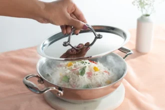 Greaseless Cookware